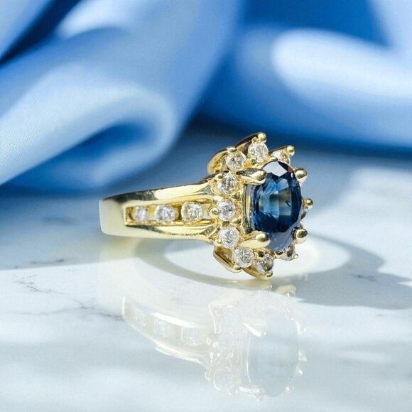 10K Gold- Natural Sapphire & Halo Diamond Ring- Size 5.5 - 1 Carat T.W. -3g - Picture 15 of 16